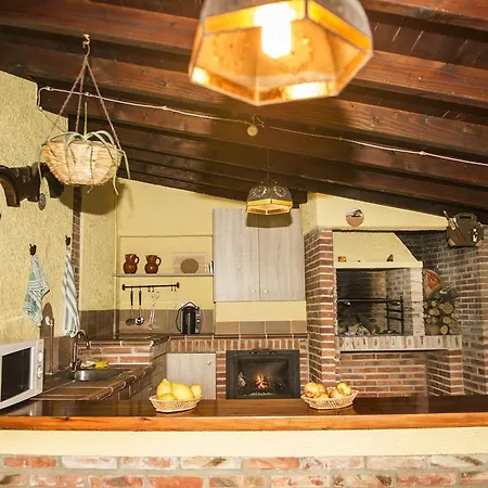 Rurales El Corberu Ардинес